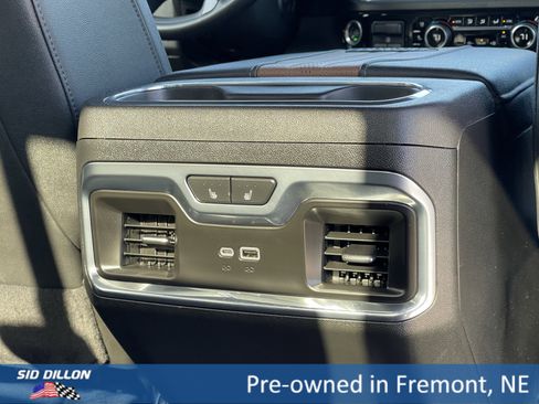 Used 2025 Chevrolet Silverado 2500 High Country w/ Technology Package image 13