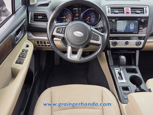 Used 2016 Subaru Outback 2.5i Limited image 11