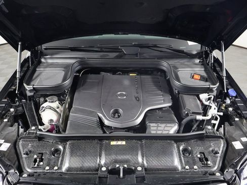 New 2026 Mercedes-Benz GLS 450 4MATIC image 10