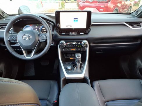 Certified 2025 Toyota RAV4 XSE w/ Advanced Technology Package AWD/4WD image 11