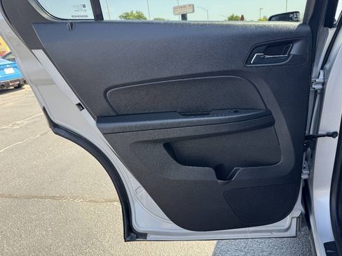 Used 2013 Chevrolet Equinox LT AWD/4WD image 17
