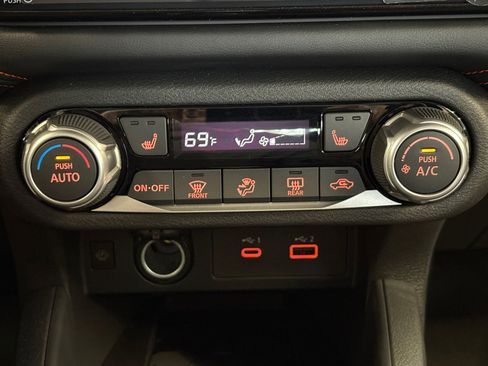 New 2025 Nissan Versa SR image 19