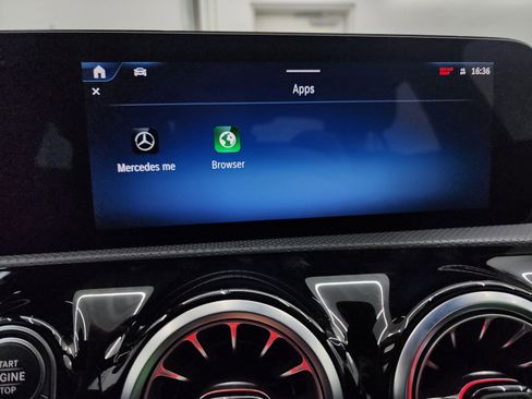 Used 2025 Mercedes-Benz CLA 250 4MATIC image 51