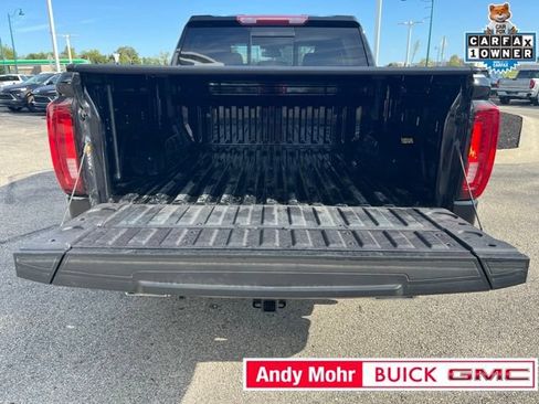 Used 2023 GMC Sierra 1500 SLT w/ SLT Convenience Package AWD/4WD image 9