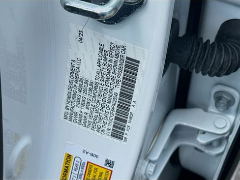 Used 2023 Honda Accord Touring image 38