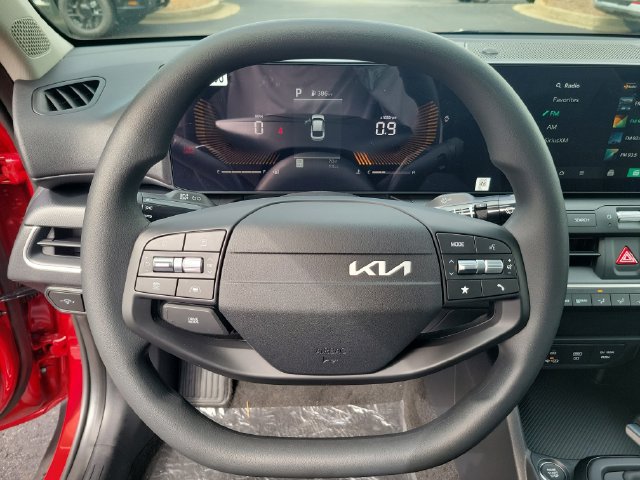 New 2026 Kia K4 FWD image 15