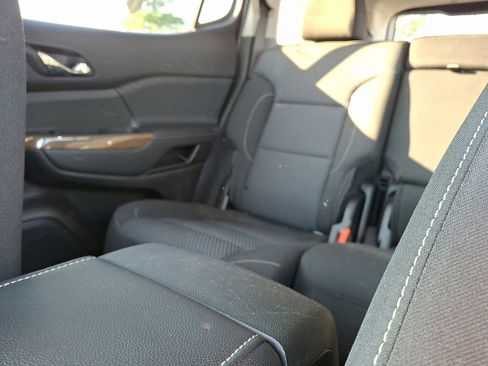 Used 2020 GMC Acadia SLE w/ LPO, Floor Liner Package image 18