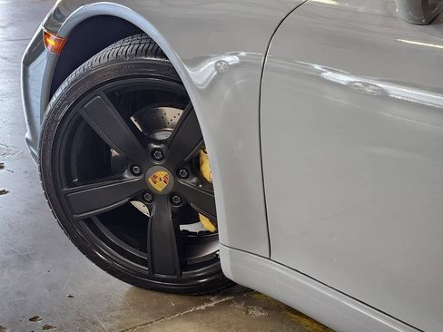Used 2018 Porsche 911 Carrera RWD image 23