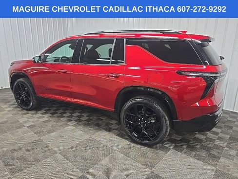 Used 2024 Chevrolet Traverse RS AWD/4WD image 4