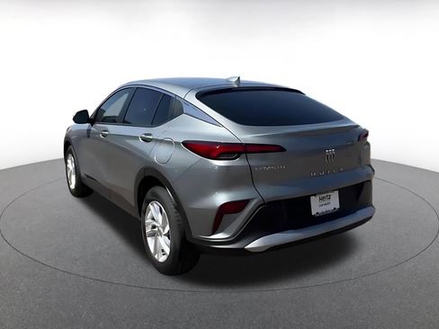 Used 2025 Buick Envista Preferred image 11