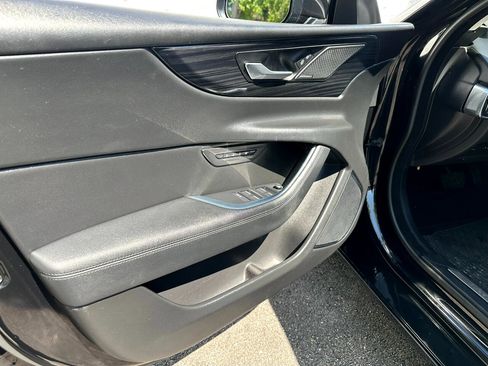 Used 2020 Jaguar XE S image 27