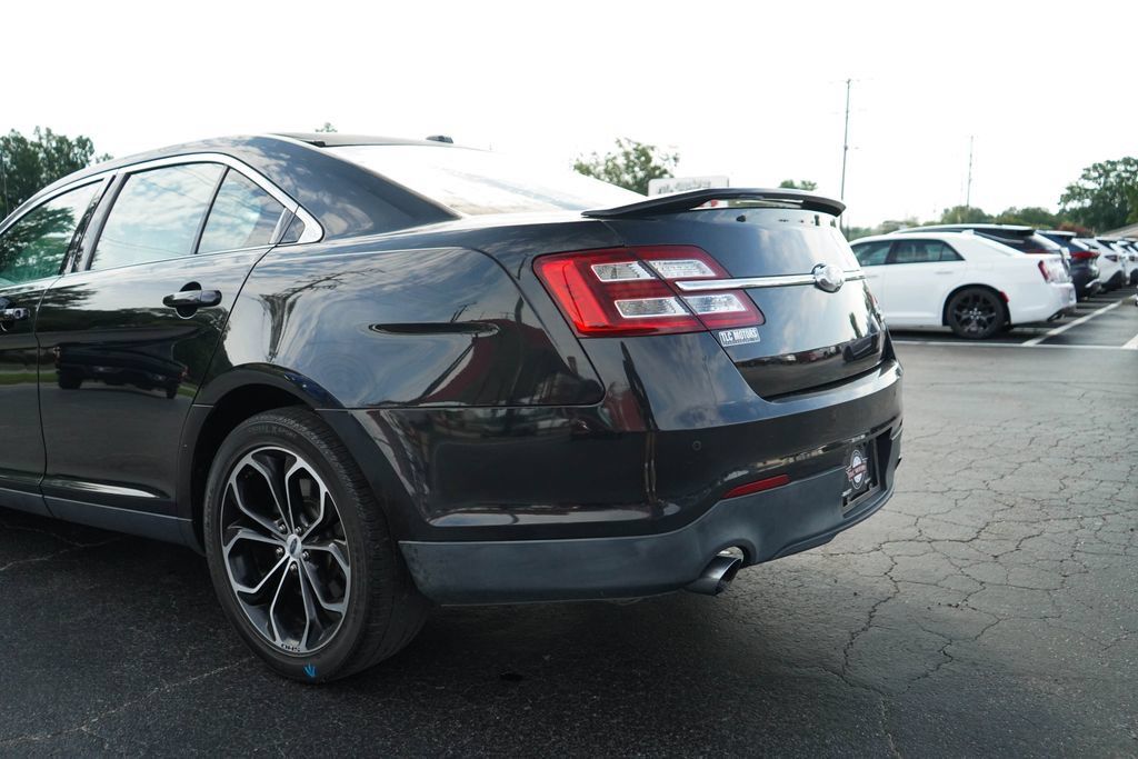 Used 2015 Ford Taurus SHO w/ Equipment Group 401A AWD/4WD image 22