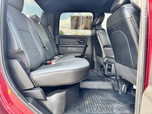 Used 2022 RAM 3500 Tradesman w/ Chrome Appearance Group AWD/4WD image 15
