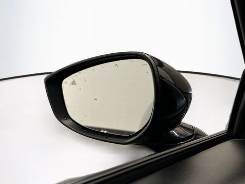 Used 2024 MAZDA MAZDA3 s FWD image 16