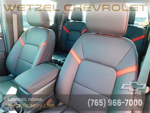 New 2025 Chevrolet Colorado Z71 w/ Midnight Edition image 20