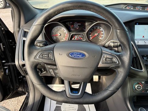 Used 2017 Ford Focus RS image 16