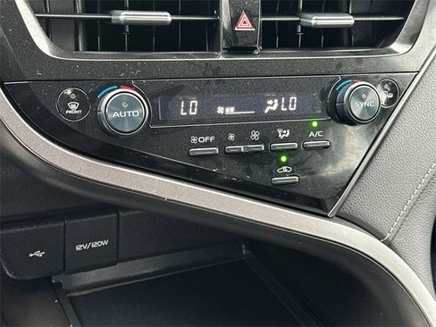 Certified 2024 Toyota Camry SE image 23
