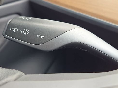 Used 2020 Tesla Model 3 Performance image 25