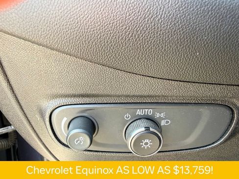Used 2018 Chevrolet Equinox LT AWD/4WD image 25