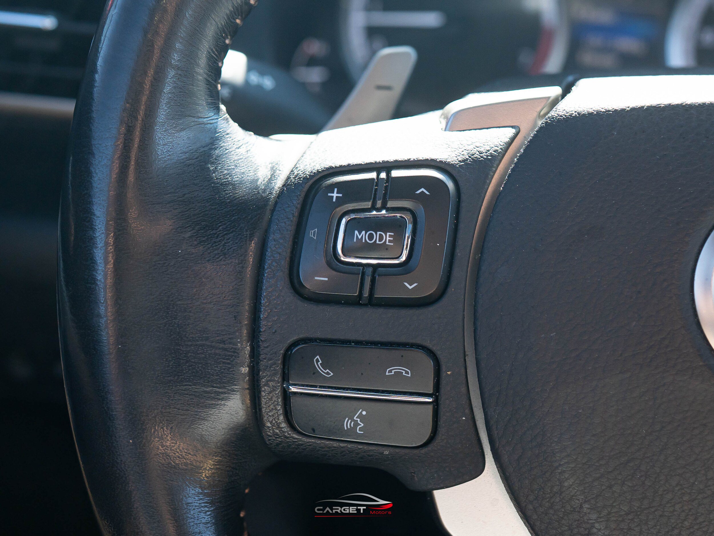 Used 2015 Lexus RC 350 w/ Navigation System Package RWD image 19