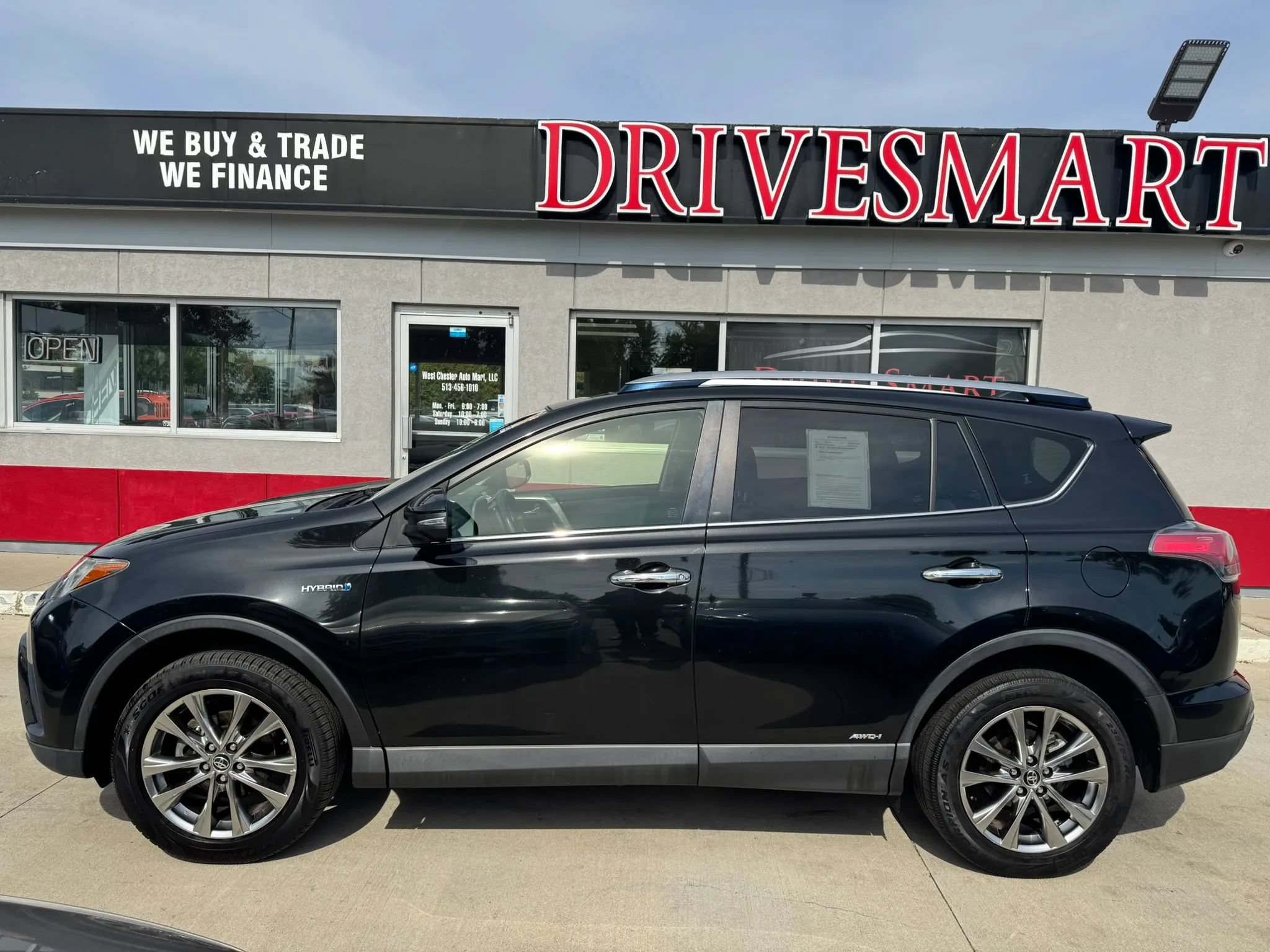 Used 2017 Toyota RAV4 Limited w/ Advanced Technology Package AWD/4WD image 7