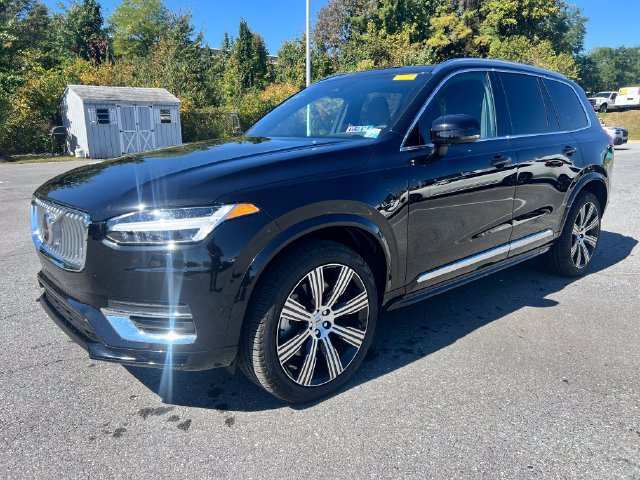 Certified 2024 Volvo XC90 T8 Plus w/ Protection Package Premier AWD/4WD image 1