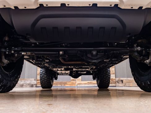 Used 2021 Jeep Wrangler Unlimited Sahara AWD/4WD image 15