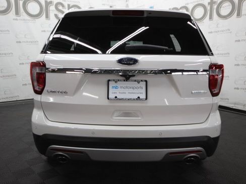 Used 2017 Ford Explorer Limited image 4