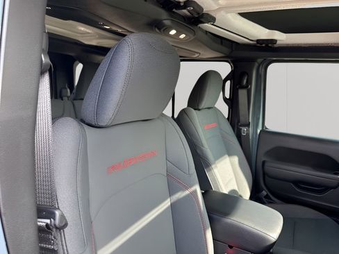 New 2026 Jeep Wrangler Unlimited Rubicon AWD/4WD image 15
