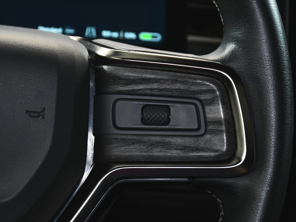 Used 2022 Rivian R1S Launch Edition Quad AWD/4WD image 30