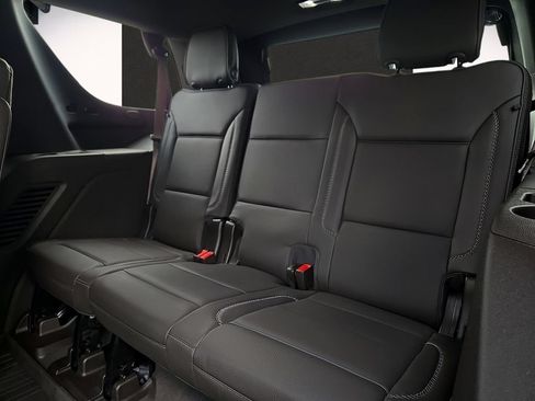 Used 2021 GMC Yukon Denali AWD/4WD image 9