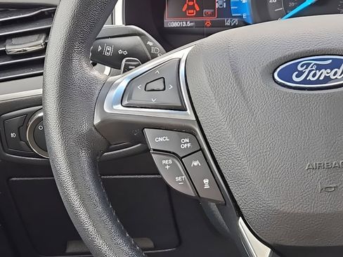 Used 2020 Ford Edge SEL AWD/4WD image 26