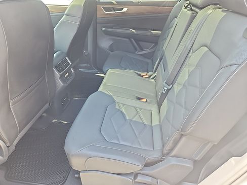 Used 2026 Volkswagen Atlas SE AWD/4WD image 33