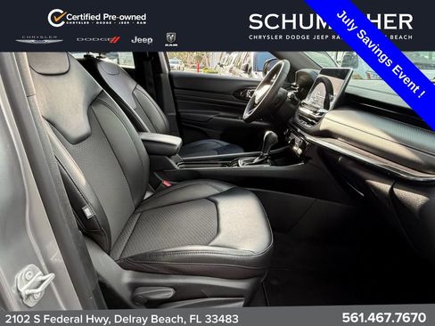 Used 2022 Jeep Compass Latitude FWD image 15