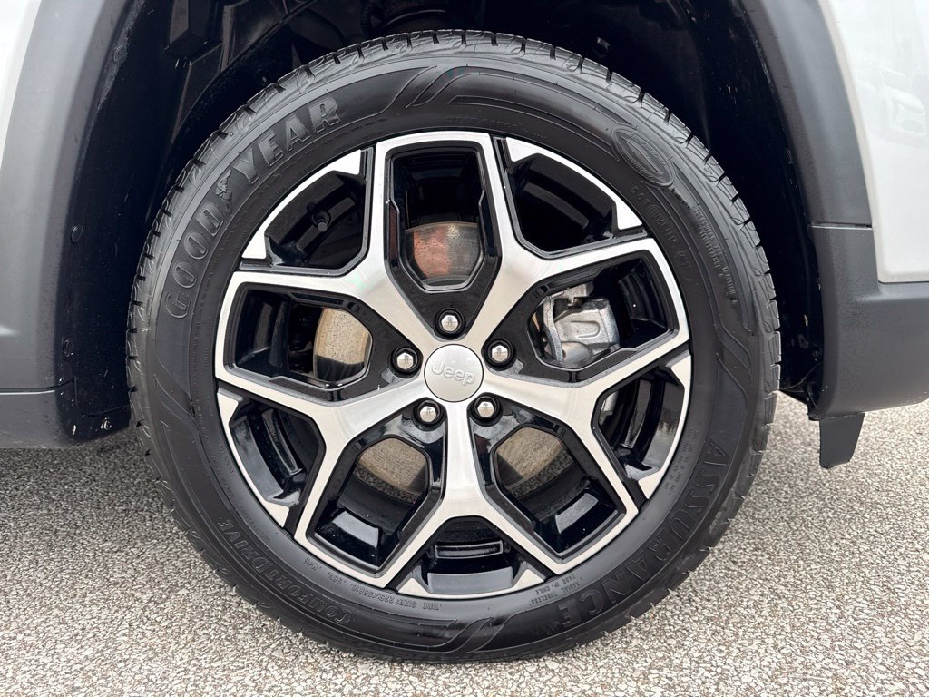 Used 2024 Jeep Compass Limited AWD/4WD image 14