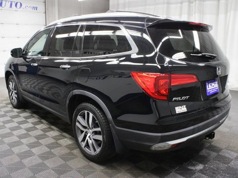 Used 2018 Honda Pilot Touring image 7