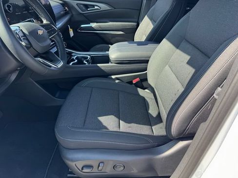 New 2026 Chevrolet Traverse LT FWD image 16