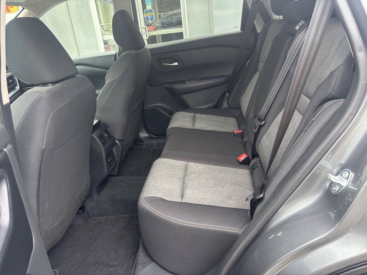 Used 2026 Nissan Rogue SV AWD/4WD image 10