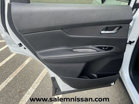 Certified 2026 Nissan Murano SL AWD/4WD image 22