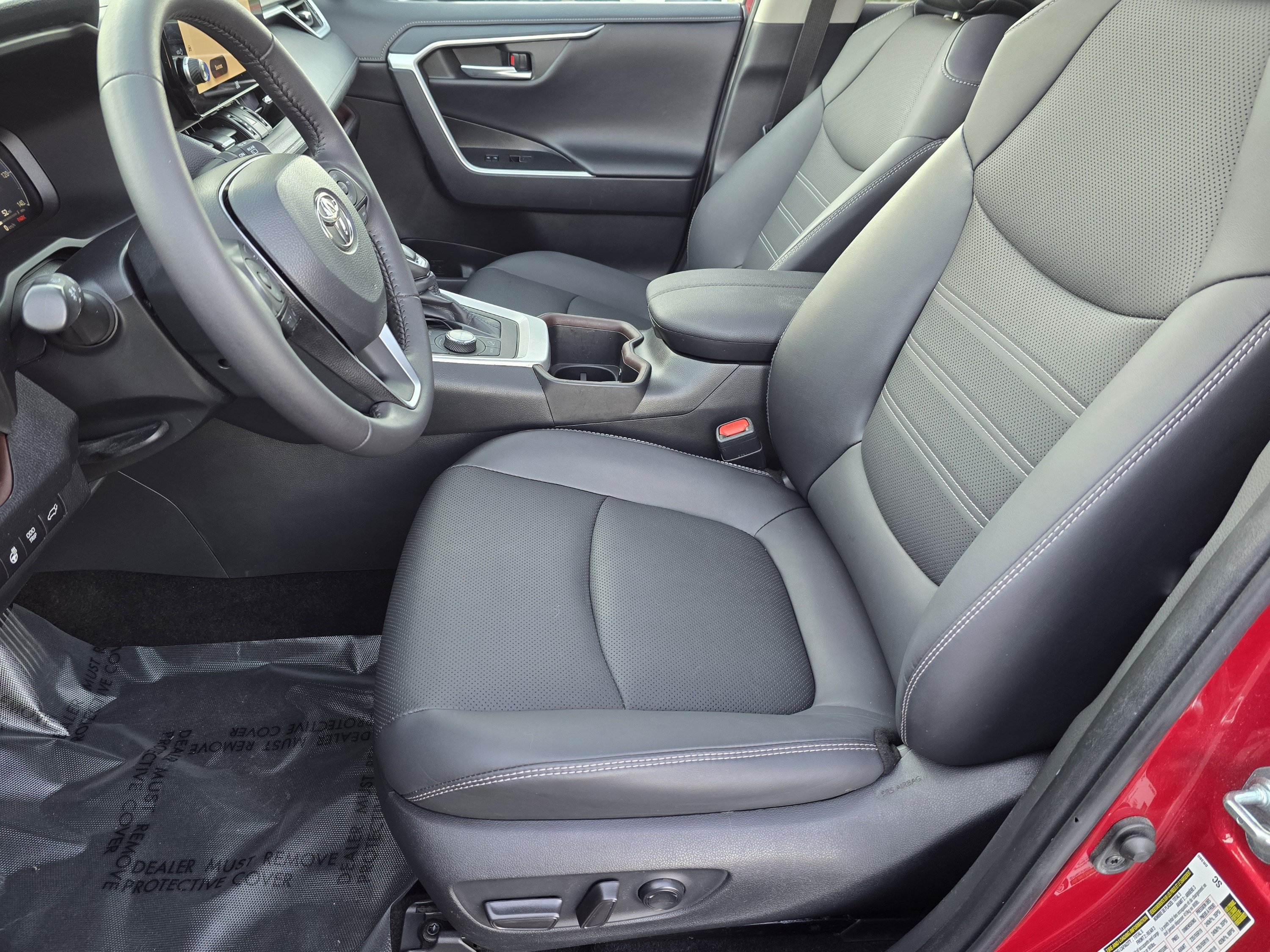 Used 2023 Toyota RAV4 Limited AWD/4WD image 36