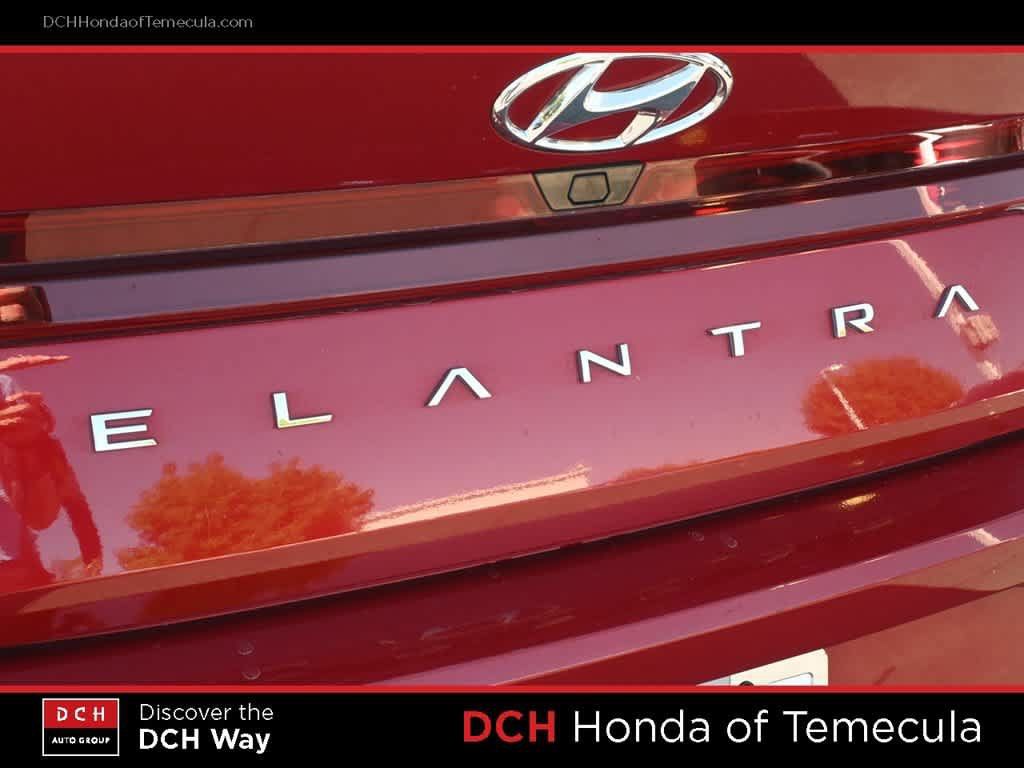 Used 2023 Hyundai Elantra SEL FWD image 7