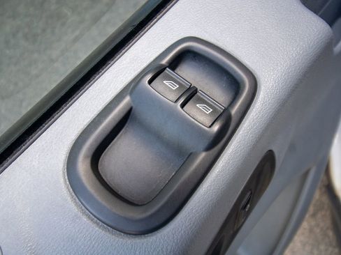 Used 2017 Ford Transit 250 148 Medium Roof image 11