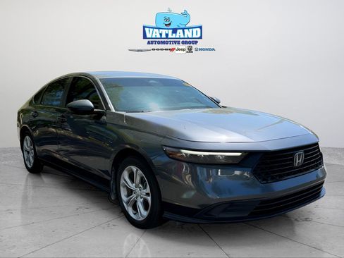 Used 2023 Honda Accord LX image 7