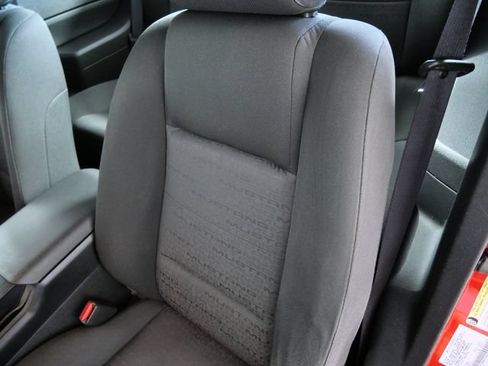 Used 2005 Ford Mustang Coupe RWD image 16
