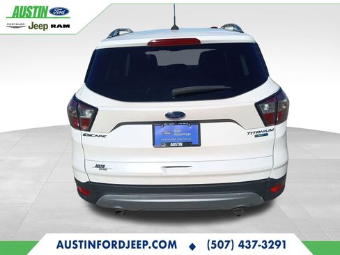 Certified 2017 Ford Escape Titanium w/ Canadian Touring Package image 4