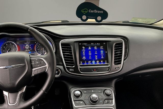 Used 2016 Chrysler 200 C FWD image 9