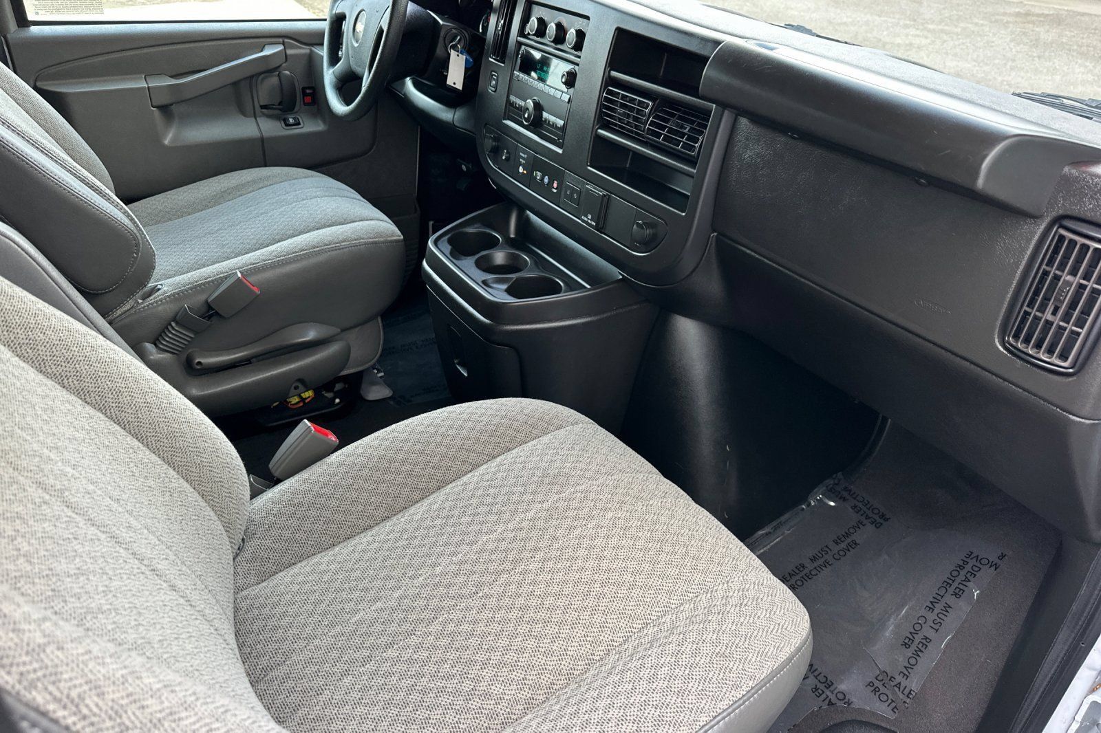 Certified 2024 Chevrolet Express 3500 LT w/ LT Preferred Equipment Group RWD image 20