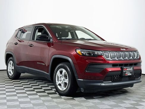 Used 2022 Jeep Compass Sport FWD image 1