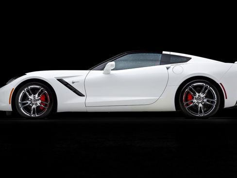 Used 2018 Chevrolet Corvette Stingray Coupe w/ 2LT Preferred Equipment Group image 10