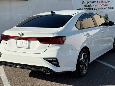 Used 2021 Kia Forte LXS FWD image 8